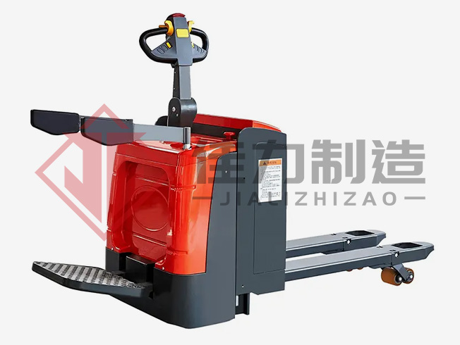 重型电动托盘搬运车 | 48V系统和持久电力，适合密集操作